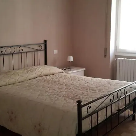 Confortevole E Vicino Al Centro Di Lejlighed Sanremo